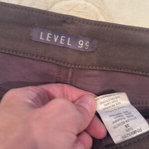 Level 99 brushed fabricc dark cocoa brown, SZ 28 skinny pant